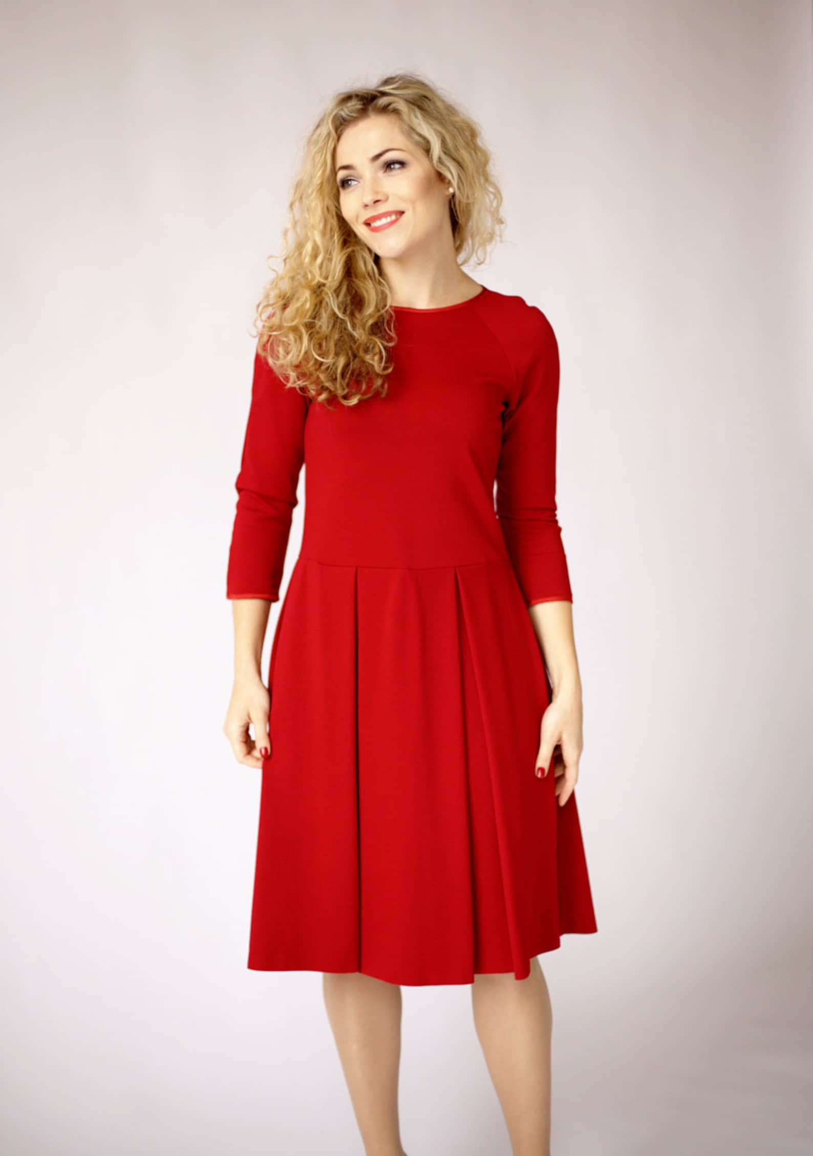 long sleeved red dress