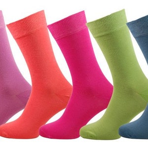 Men&#39;s Plain Knit Dress Socks. Available in 27 Combed Cotton colours, with a soft and gentle feel. Wedding Party socks / Groom socks.