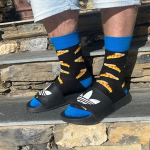 Unisex adults &#39;Pizza slice&#39; socks. Pepperoni pizza / Novelty socks / Junk food socks / Fast food socks / Funny socks / Unisex sock