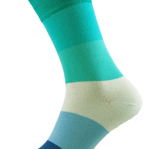 Unisex adults &#39;Gay Men&#39;s Pride Socks&#39;. Cotton-rich. Pride flag socks / LGBTQ socks / Novelty gift / Pride Month / Pride Week / Wedding socks