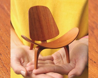 Handmade Miniature Wooden Shell Chair: 1/6 Scale Doll Furniture