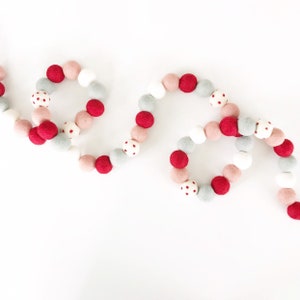 Valentine’s Day Garland | Red, Pink & Gray Felt Ball Garland | Pom Pom Garland | Valentine's Day Decorations | Galentine's Day | Xoxo