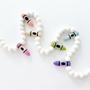 Pastel Crayon Felt Garland | Felt Crayons | Back to School Garland | Back To School Decorations | First Day of School | Teacher Gift