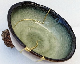 Kintsugi cassé et réparé art fait main