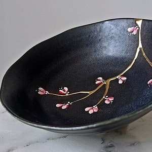 Kintsugi Bowl, Broken and Repaired Japanese Ceramic, Vase, Pottery, Mug, Art, Gift Made in Japan RF181