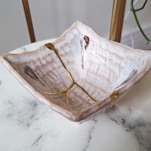 Kintsugi Bowl, Broken and Repaired Japanese Ceramic, Vase, Pottery, Mug, Art, Gift &quot;Fuyu&quot; 1