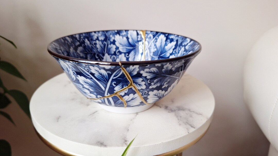 Kintsugi Bowl. Japanese Ceramics Collection 
