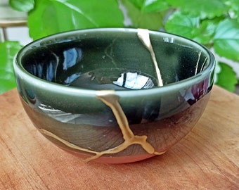 Kintsugi Bowl, Kintsugi Large Grey Shadowed Bowl, Kintsugi Pottery, Home Decor, broken and repairedt, Handmade Gift