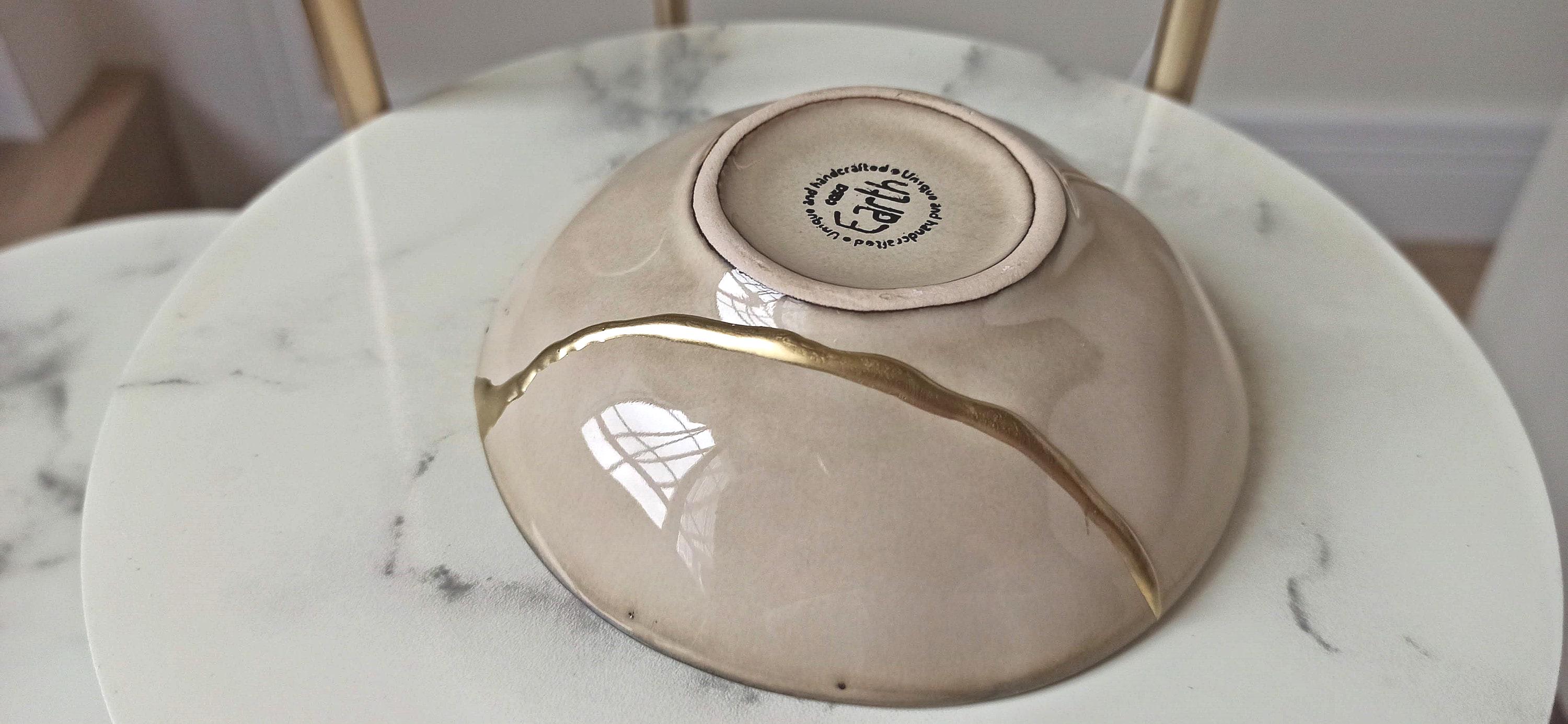 日本の釉薬をかけた陶器で作られた金継ぎ皿 B111 - Etsy 日本