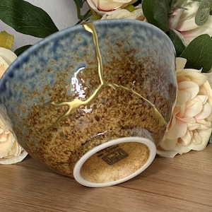 金継ぎ丼。日本の陶磁器。 「冬」コレクション。 c21