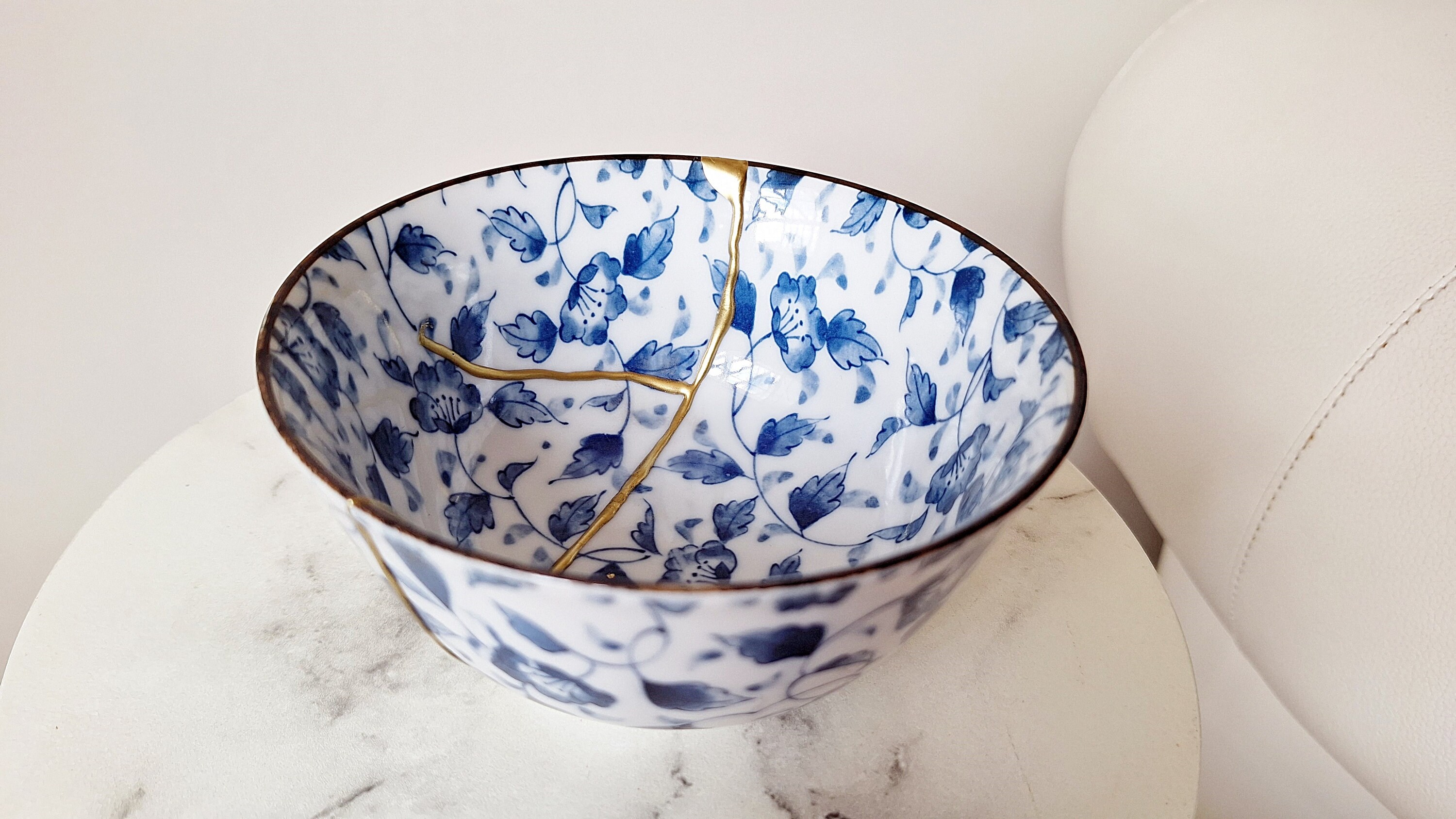 金糸ざんげの花鳥富貴のかばんばん茶碗。 金糸ざんげの花鳥富貴のかばんばん茶碗。