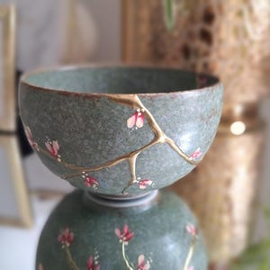 Kintsugi Bowl, Broken and Repaired Japanese Ceramic, Vase, Pottery, Mug, Art, Gift C21