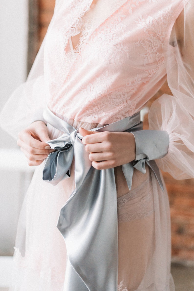 Long pink boudoir robe Lace bridal robe Gray tulle robe Wedding Robe for bride Getting Ready Robe Bridal Shower Gift