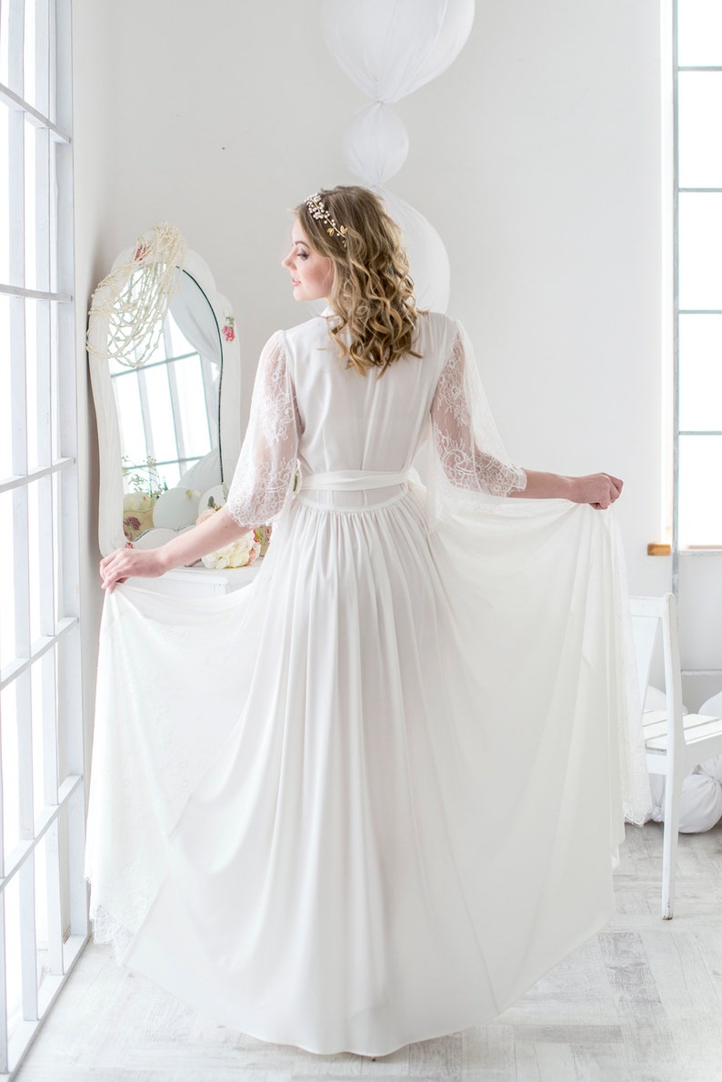 getting ready womens robe Long bridal robe with lace sleeves silk satin bride gown honeymoon lingerie Maxi lace wedding robe