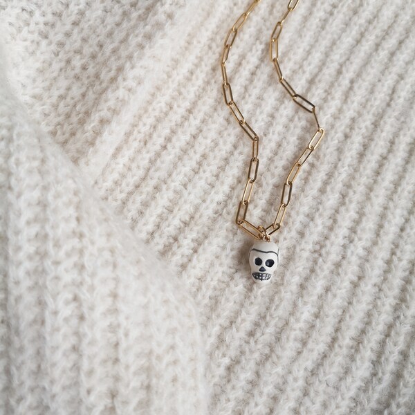 Skull necklace, EPHEMERAL