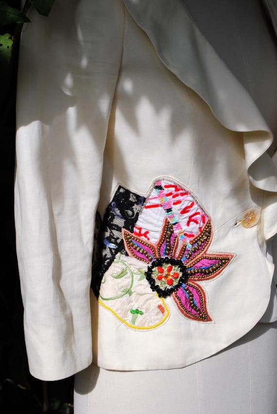 Jacket embroidered white Christian Lacroix Bazar … - image 4