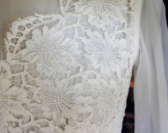 Wedding in sailing pleated dress and lace from calais 1960