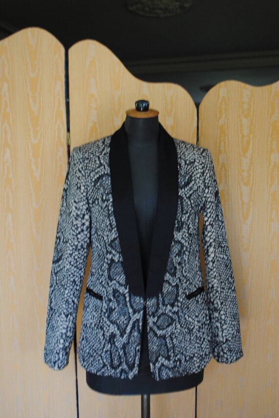 Smocking effect snake gray and raw - nice mountain
