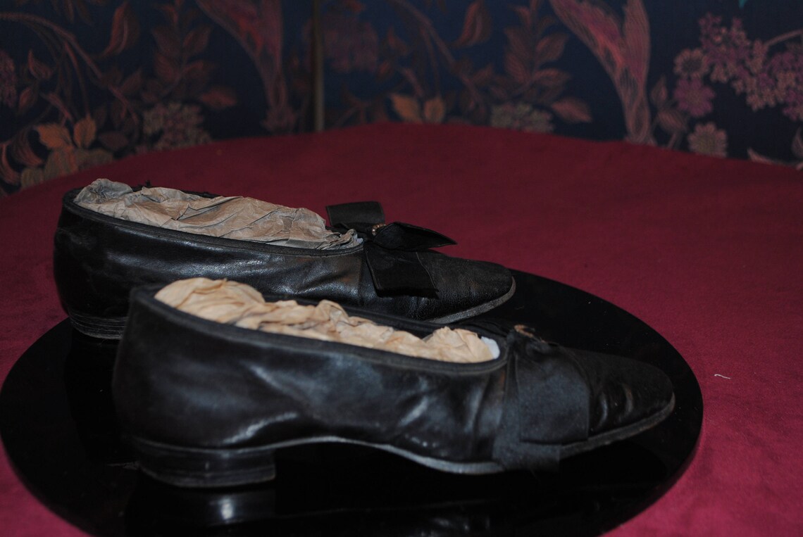 Les Chaussures Retros - Froufrous et Merveilles