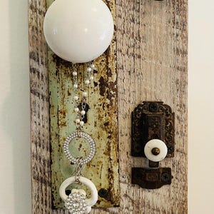 Coat Hook made from Vintage Knobs, Door Lock and Drawer Pull on Old Wood/Barn Look Coat rack