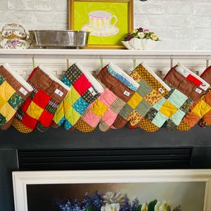 Kitchen Pot Holder/Oven Mitt of Repurposed Vintage Quilt Pieces for Added Charm in Your Home