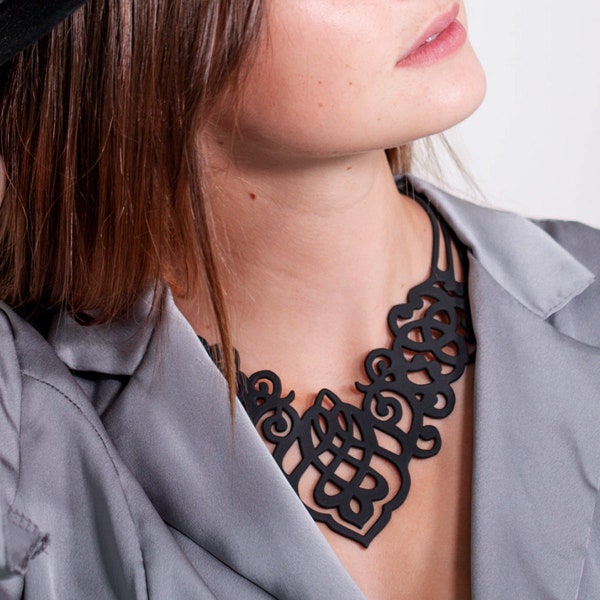 Collier Arabesque, necklace, baroque, celtique, orientale, plastron, bijoux fantaisies, silicone