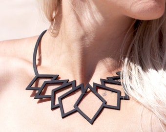 Collier Diamant, necklace, triangle, losange, géométrique, graphique, bijoux fantaisies, silicone