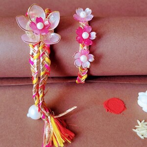 Colorido diseñador Rakhi-Lumba Set /Bhaiya Bhabhi Rakhi Combo/Floral Rakhi-Lumba Set Raksha Bandhan Regalo para pareja con Roli Chawal/Tarjeta
