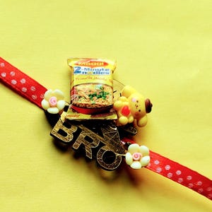 Rakhi mignon sur le thème des dessins animés pour les enfants/Rakhi gastronome génial pour le petit frère/Cadeau Raksha Bandhan avec carte/Rakhi design pour enfants doux, sûr et mignon