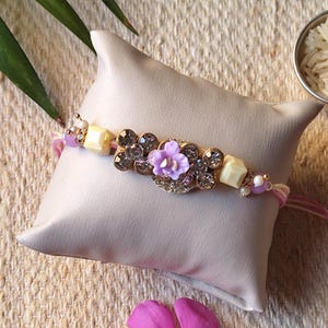 Elegante Rakhi per fratello Fatto a mano Bhai Rakhi India Festival Rakhi Raksha Bandhan Bracciale regalo Rakhi per fratello con Roli Chawal e carta