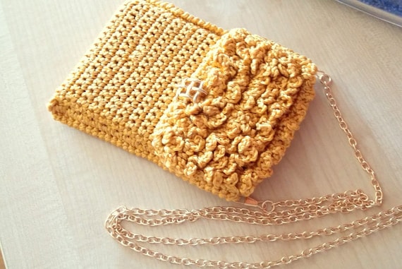 crochet phone purse