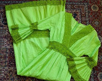 Vintage 70s Mexican Dress Bell Sleeves Lace Pleated Maxi S M