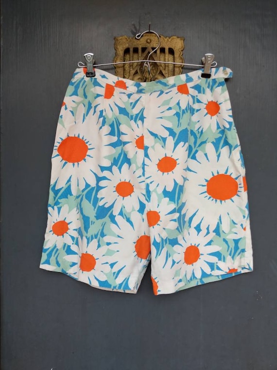 Vintage 60s 70s Side Zip High Waist Shorts Daisy P