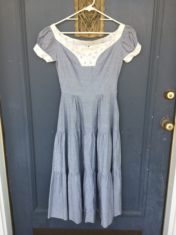 Vintage 40s 50s Chambray Dress Eyelet Accents Tal… - image 1