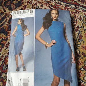 Tom and Linda Platt Vogue Patterns American Designer V1267 B5 Dress Pattern