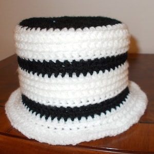 Klohut -Klohütchen Toilet Paper Hat white/black