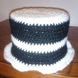 Klohut -Klohütchen toilet paper hat in green-yellow-orange