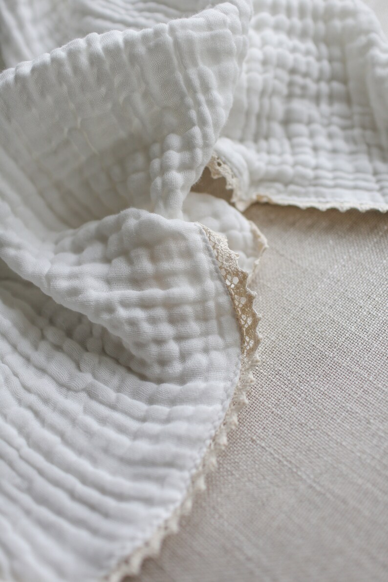 White Cream Blanket Swaddle Pom Pom Blanket Vanilla Organic Muslin Pom Pom Blanket Gender Neutral Blanket Crib Blanket Baby Blanket