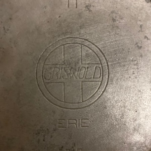 Griswold #11 Iron Skillet 717