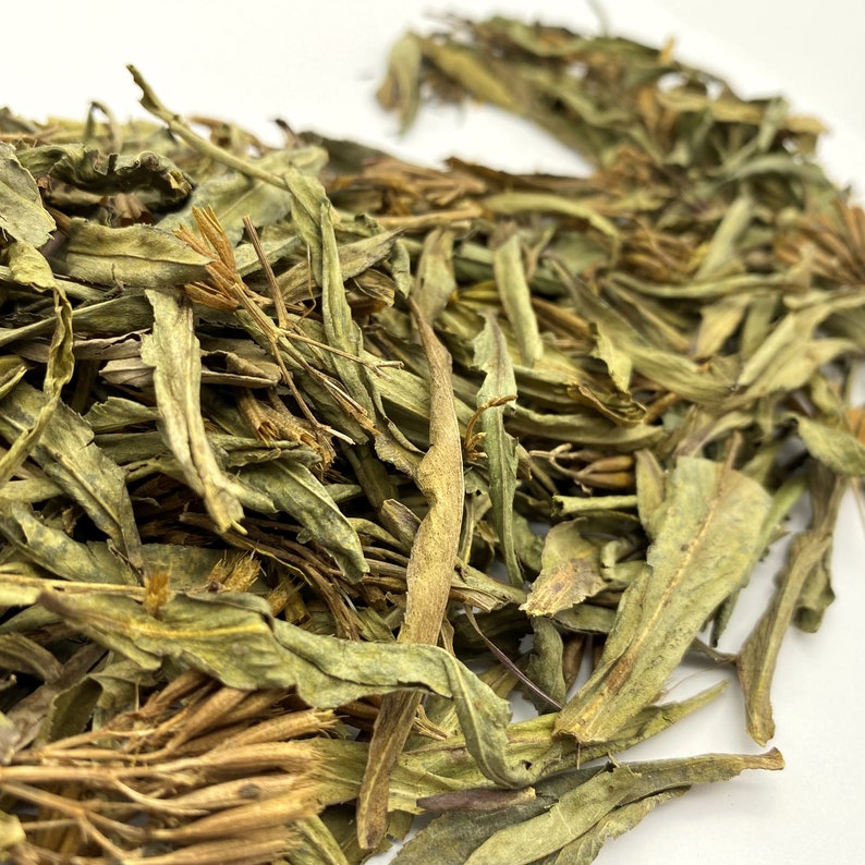 Dried Pericon, Tagetes lucida Leaf for Sale from Schmerbals Herbals. Otherwise known as Sweet Mace Marigold, Sweet Scented Marigold, Mexican Marigold, Mexican Mint Marigold,  Mexican Tarragon, or Yerbaniz