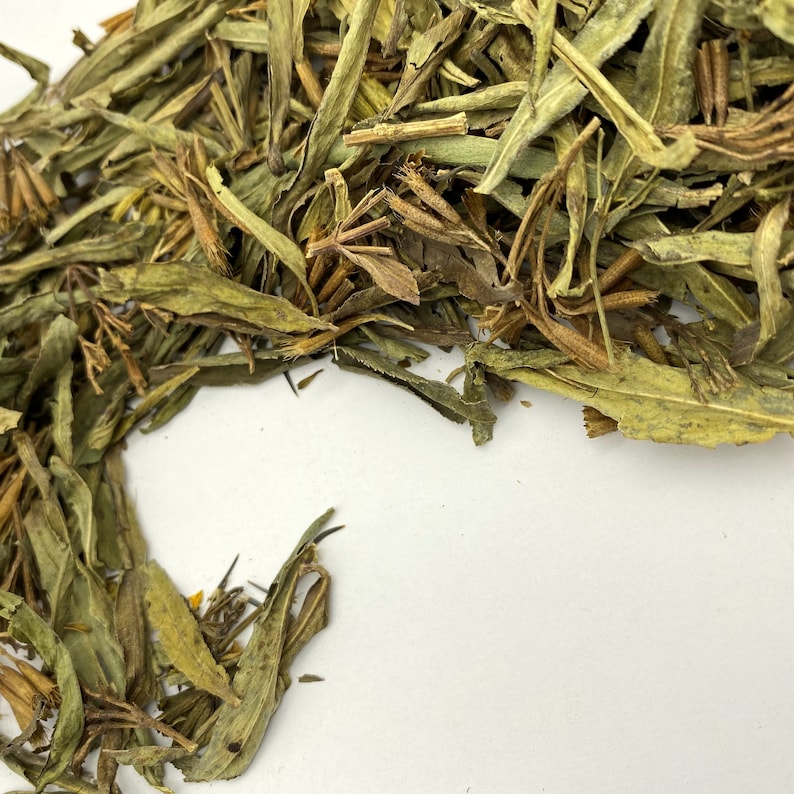 Dried Pericon, Tagetes lucida Leaf for Sale from Schmerbals Herbals. Otherwise known as Sweet Mace Marigold, Sweet Scented Marigold, Mexican Marigold, Mexican Mint Marigold,  Mexican Tarragon, or Yerbaniz