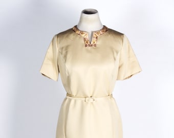 Vintage 1960s Champagne Split Collar Boho Holiday Shift Dress/Size Lg/XL