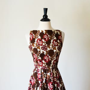 Vintage 1960s Rose Print Party Dress/Waist 25&quot;