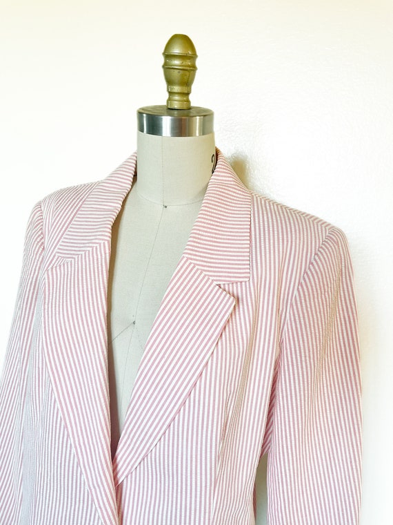 1980s Pink and White Striped Seersucker Blazer - image 3