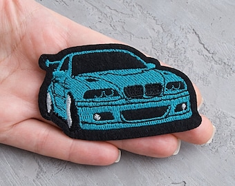 Grünes Auto Patch, Sport Rennauto Applikation, blaues Aufbügler, Strassenrennen Aufnäher - 3 1/8"