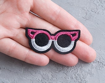 Kids Sun glasses iron-on Embroidered patch 54mm, Pink glasses decorative applique - 2 1/8"