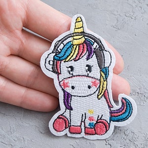 Parche de unicornio arco iris 81 mm, hierro de bordado en parche, unicornio de dibujos animados coser en parche, aplique de unicornio, parche de ropa para niñas - 3 3/16"