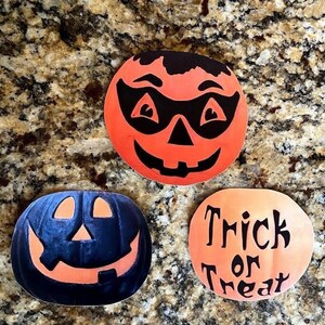 Sizes Up To 10" Choice Vintage Style Pumpkin Masquerade Party Mask,Trick or Treat Halloween Hand Cut Cardstock Decoration, Cupcake Toppers