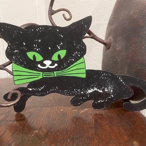 Jusqu'à 25 cm de long, style vintage, chat noir allongé, yeux verts et noeud vert, décoration Halloween en papier cartonné découpé à la main, décorations de cupcakes