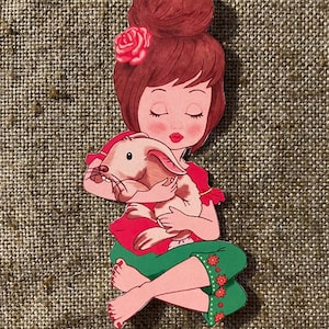 Größen bis zu 17 "Vintage Stil Teenager Mädchen mit gemalten Zehen hält Haustier Kaninchen Ostern Kartondekoration, Karte, Rahmung, Kuchendeckel